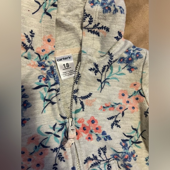 Girls mixed bundle- size 18months - Picture 6 of 7